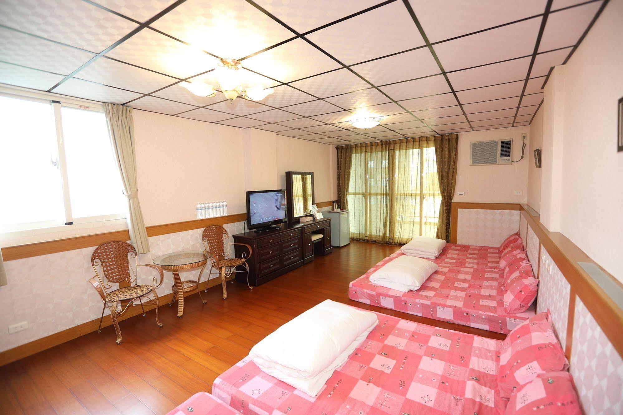 First Place B&B  Hualien Exterior foto